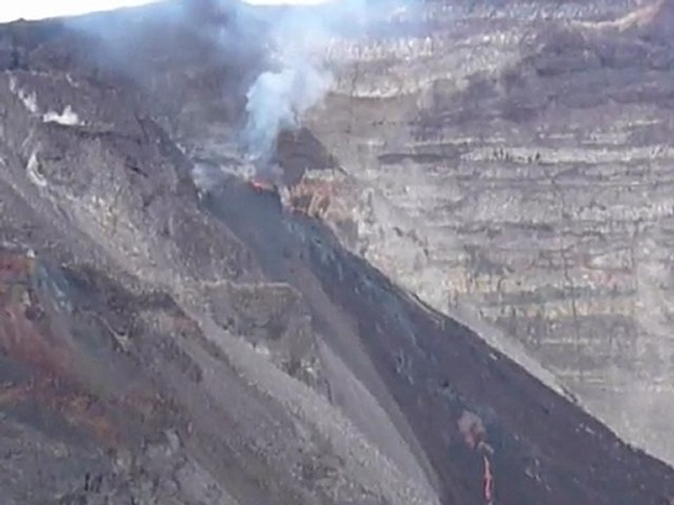 Eruption au Piton de la Fournaise 6 janvier 2010