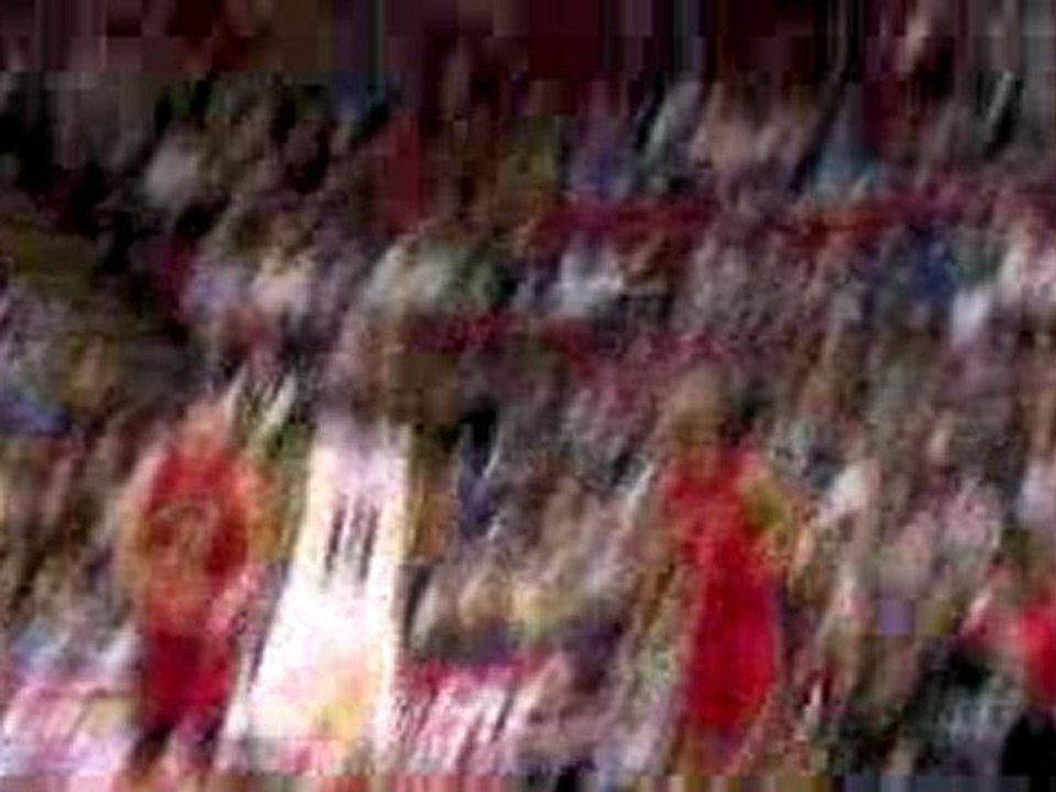 NBA Jameer Nelson lobs a nice pass to Dwight Howard for the