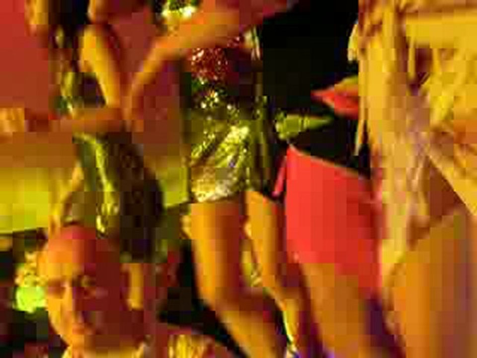 la kitch @ la Dune let's all chant