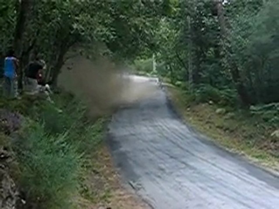 Sortie de route Renault 5 turbo