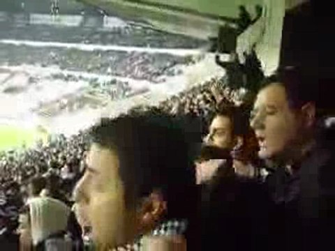 allah allah allah saldır beşiktaş gollerin yağmur gibi gelsi