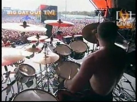 System Of A Down - Psycho (Live Big Day Out)