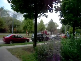 je suis  bloque dans l ascenseur