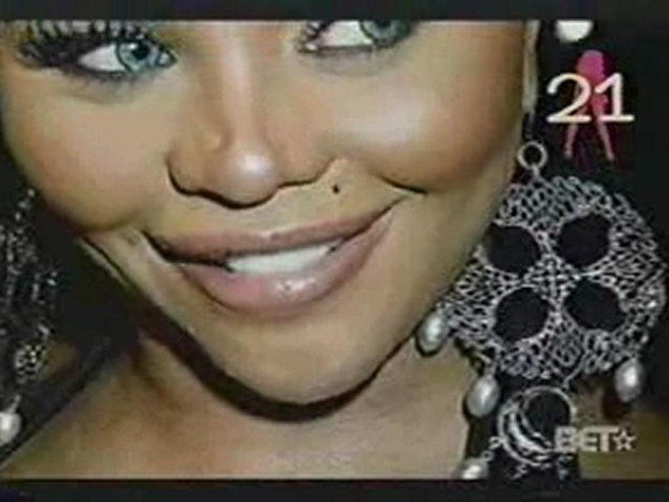 LIL' KIM RANKED #21ON BET'S HOTTEST 25 WOMEN