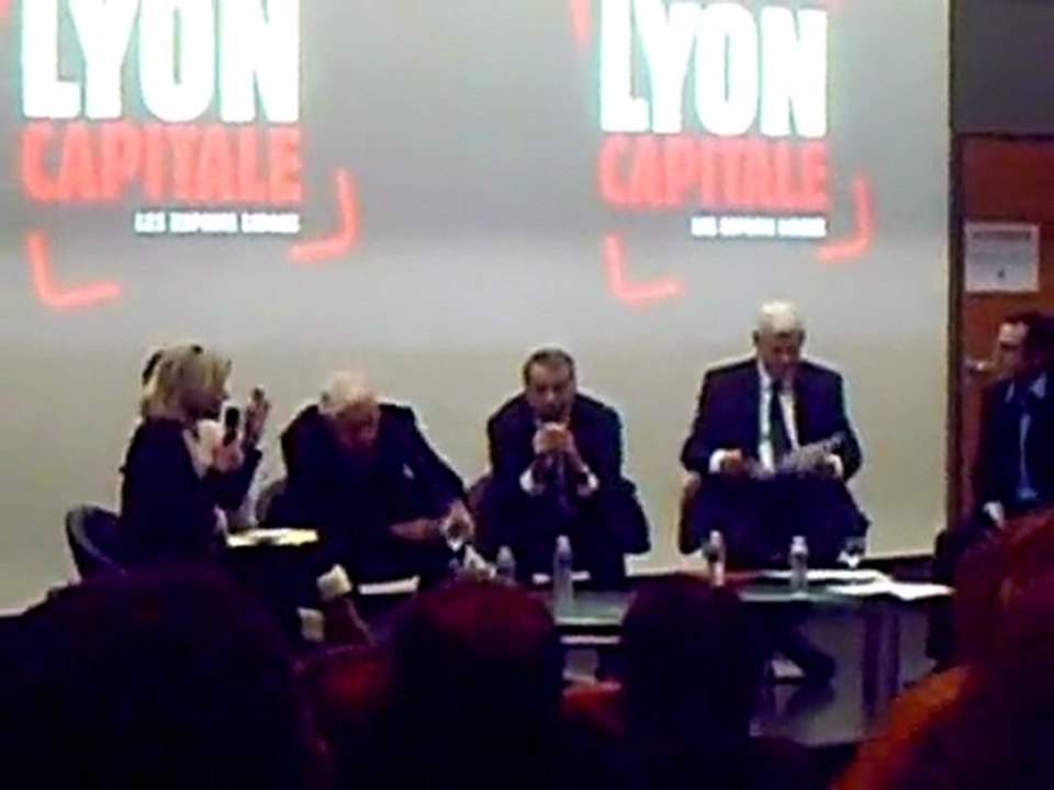 Lyon Capitale Régionales 2010  Queyranne face à la crise