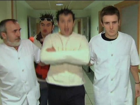 Jonan está todo pillau ahí. Vaya Semanita