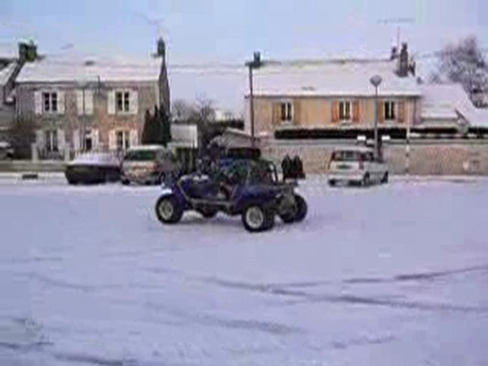 petite sorti en buggy dan la neige p14