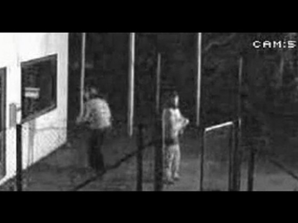 comment défoncer une vitre blindée !!!