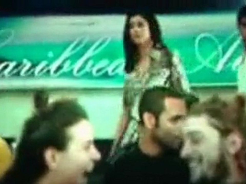 DesiRulez.NET - Dulha Mil Gaya - 2010 - PDVD - Part 8 of 8