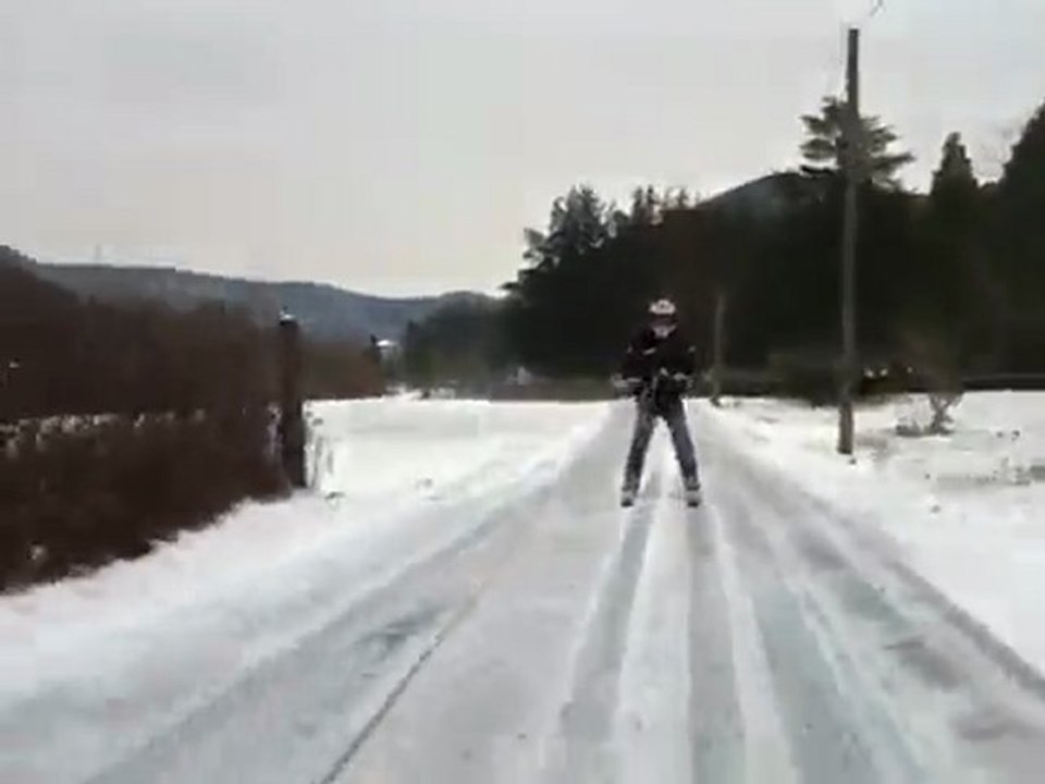 Kéké Ride Sur La Route