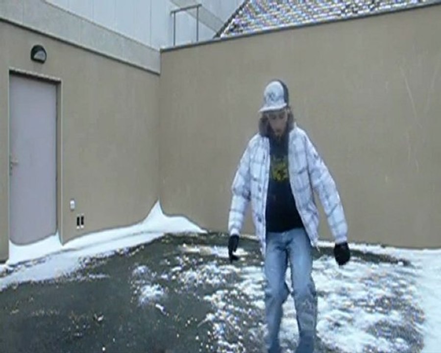 c-walk Max-waltix' Vs Lynh