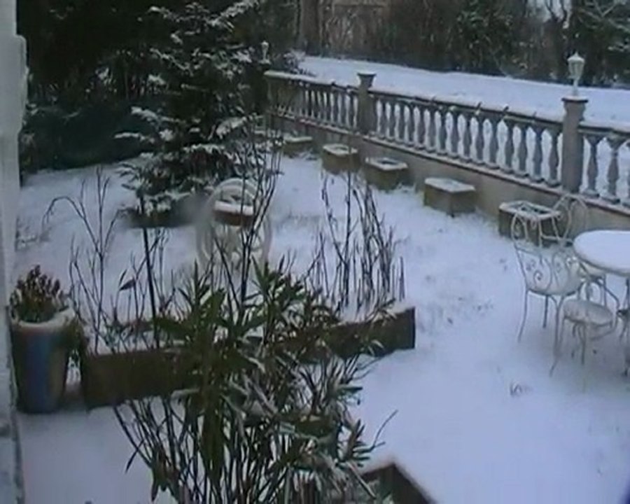 tombe la neige