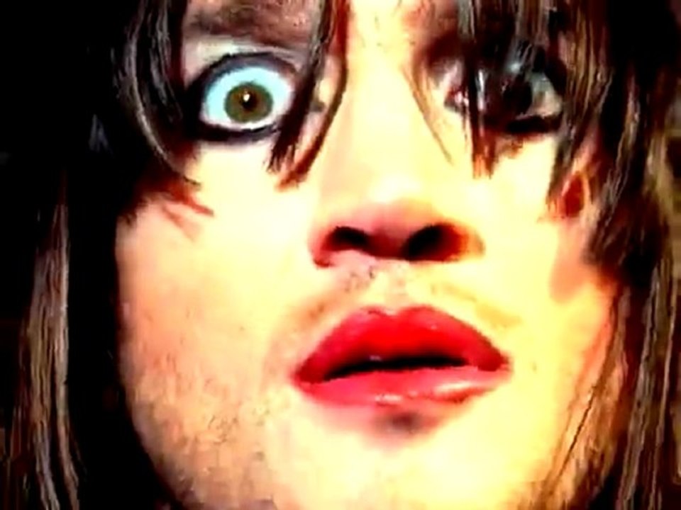 Red Hot Chili Peppers - Dani California (Video)