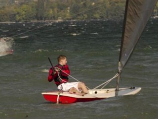 Windsurf and Kitesurf in le Vengeron in Geneva Switzerland