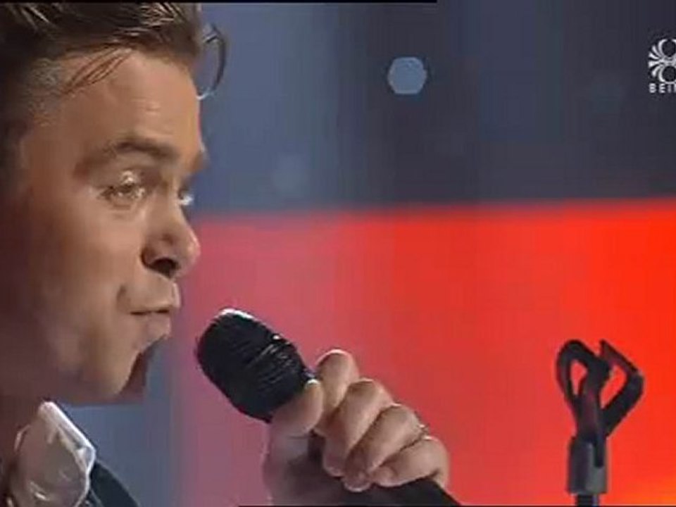 2010 Iceland - Sigurjon Brink (Semi 1)