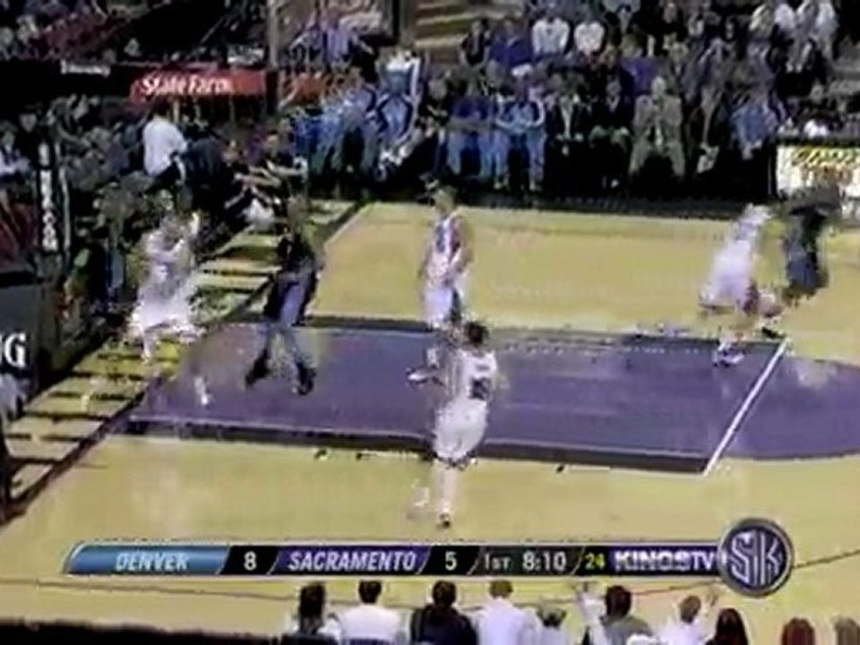 NBA Kenyon Martin does some cleaning up with this put-back d