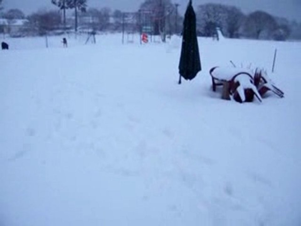 v'la la neige un truc de fou..