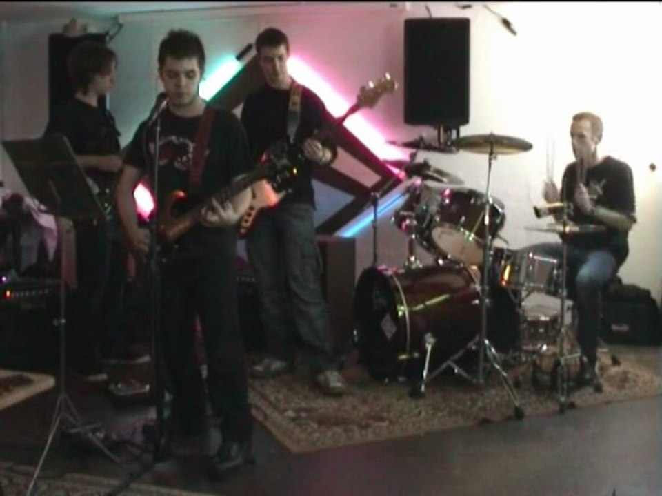 The crooks: Rock you like a hurricane