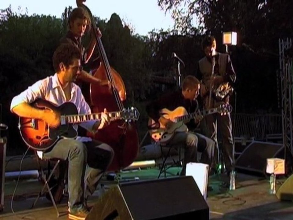 One More Swing / Festival Silhouette 2009