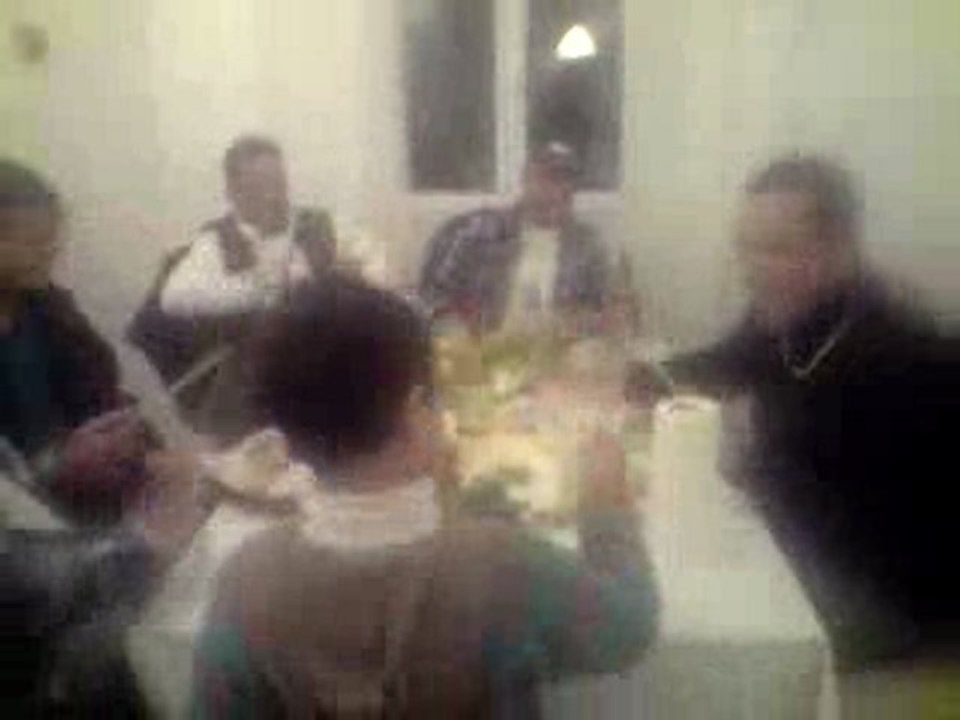 repas chinoi  moman de délire avec lé baguette chinoi  mdrrr