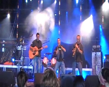 les pieds dans le bocal mireille live art zimutes juin 2008