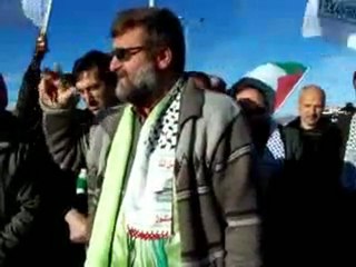 SEYDİŞEHİRDE GAZZE KONVOYUNA ÇOŞKULU KARŞILAMA