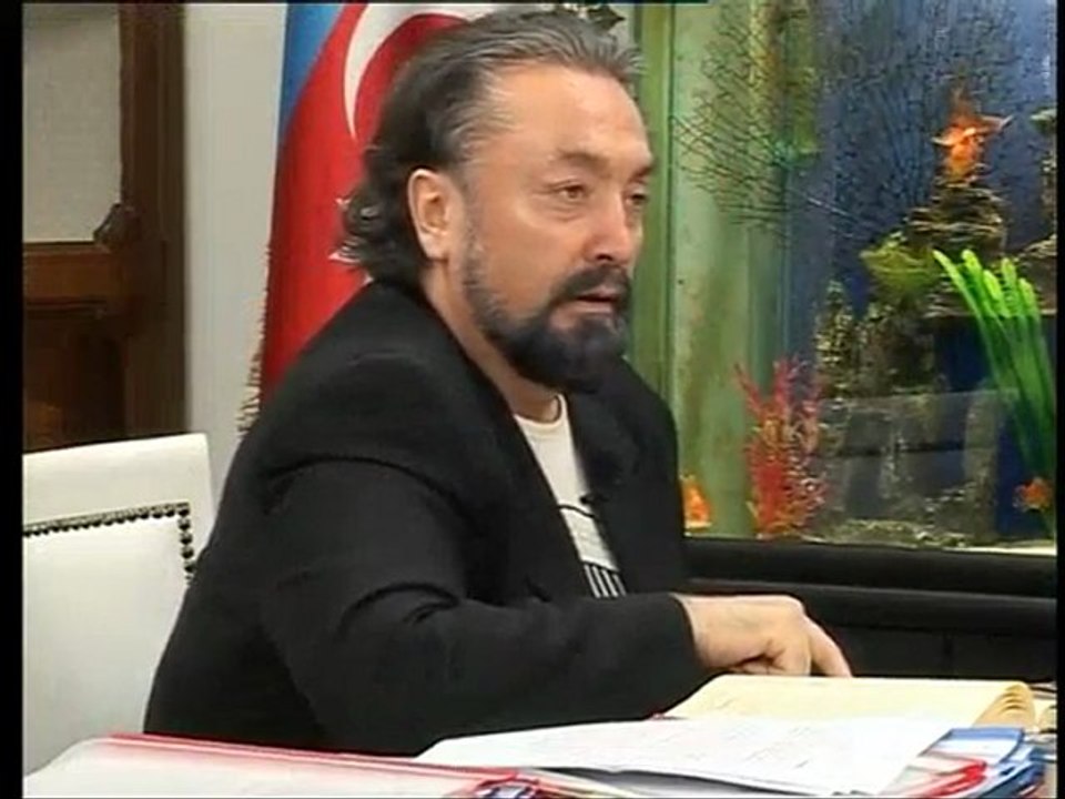 Adnan Oktar Yasin Suresini Anlatıyor