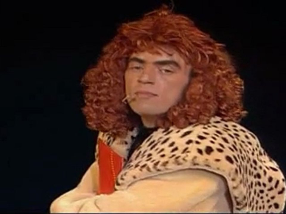 Elie Kakou : l'attachée de presse et la pub "plouf"