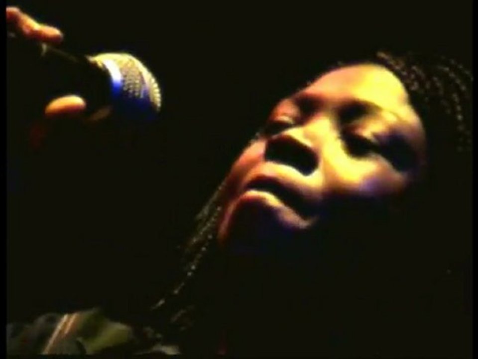 Interview Elvire Bright