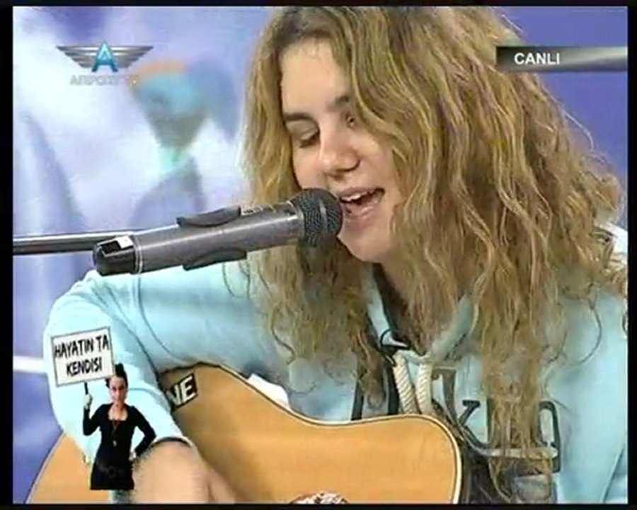 Ece Dorsay - Her Gunun Sonunda - Airport TV 2009 Aralik