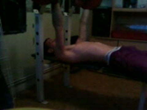 1er developper coucher akeny 25x30KG