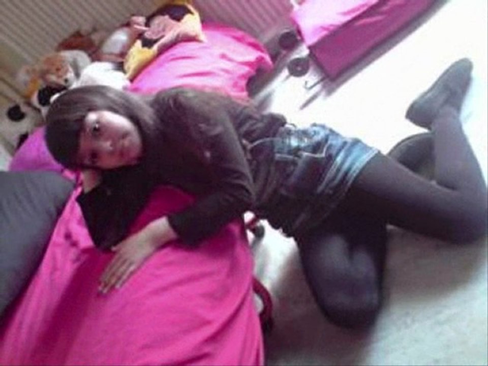 TCHIRIRI2 SANNA BOUGE SON POPOTIN MDR