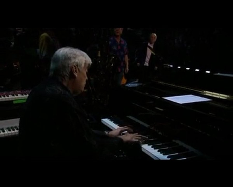 Simon & Garfunkel - Bridge Over Troubled Water HQ