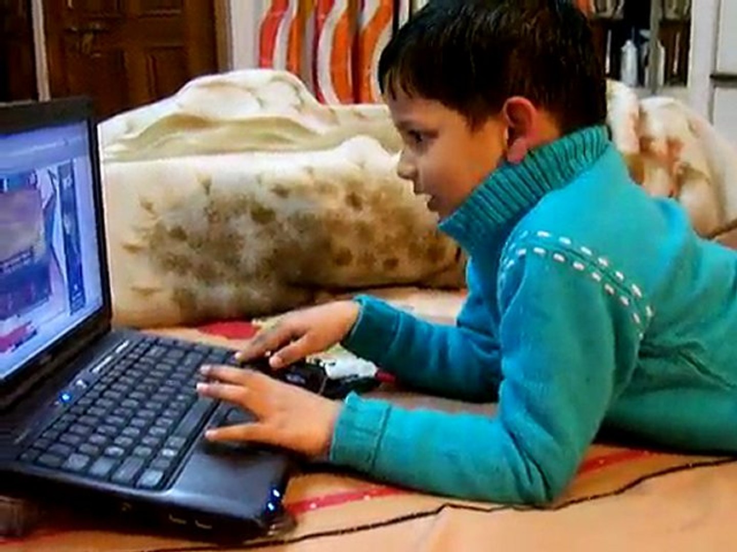 ⁣Shreyash playing game on laptop