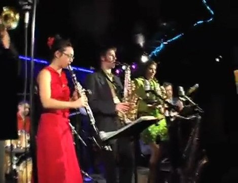 MAZETTE, LA BELLE CHAHUTE ! , bal au Triton (Les Lilas)