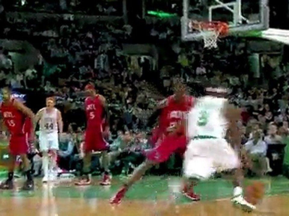 Rajon Rondo dribbles through the lane and spins to hit the l