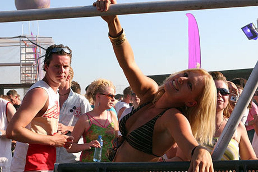 PREPARE TO HARDSTYLE FESTIVAL 2010