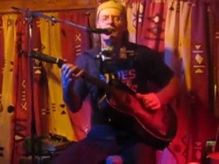 Philippe Ménard au bar Le "Ty Breiz"