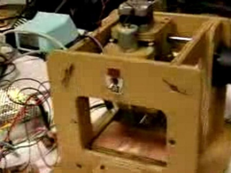 Low-cost fabbed 3-axis mill