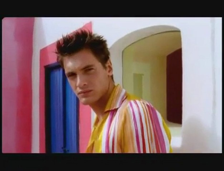 "J'ai mal à l'épaule" Parodie Helene Segara