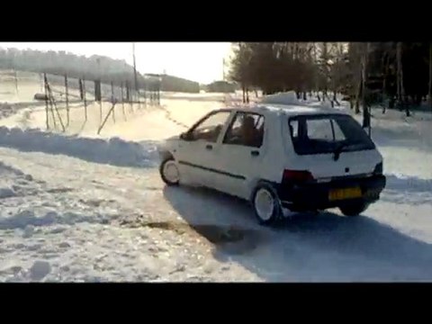 Aprem drift sur la neige