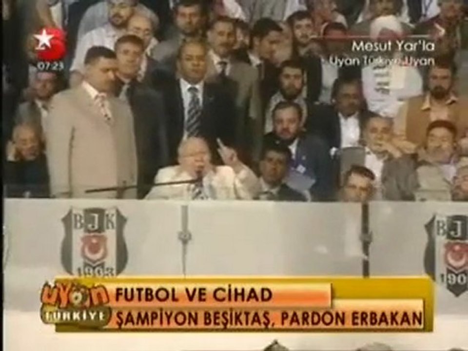 STAR TV - Mesut Yar dan 2009 Fetih Kutlamasına İlginç Yorum