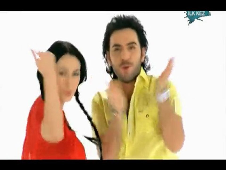 İsmail YK - Facebook / Yeni Klip 2010 / "Haydi Bastır"