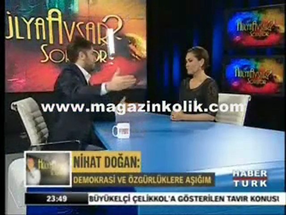 12-11-2010-H.TÜRK-HÜLYA AVŞAR-NİHAT DOĞAN-1