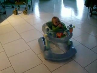 léa a trouvé la marche avant