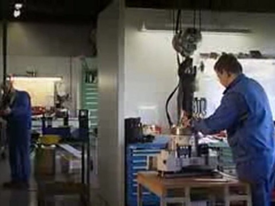 Découvrez notre machine-outil Unisign Unicom