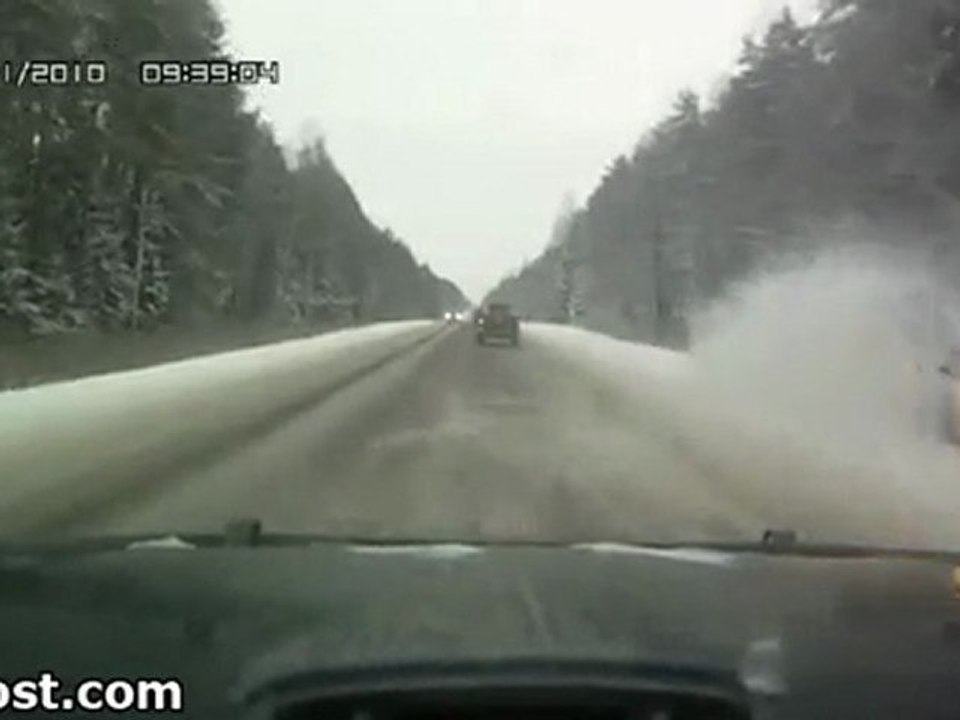 Overtaking_Car_Fail_1