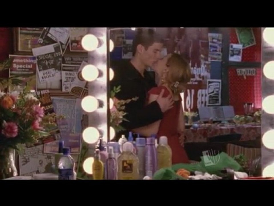 les frères scott kisses le roi lion