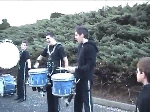 LA VAILLANTE SHOW AND MARCHING BAND