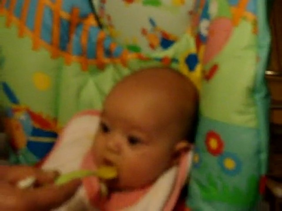 Première compote à la cuillère ! [2]